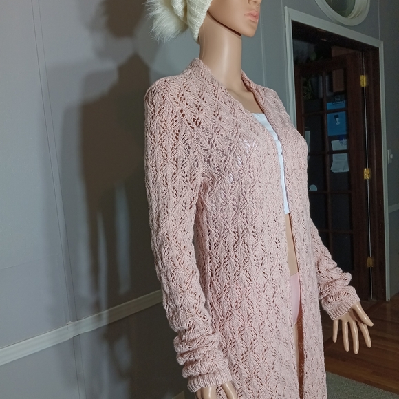 Size medium open front pink Cardigan - Picture 2 of 5